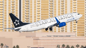 Photo of N33284 - Boeing 737-824 operated by United Airlines