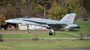 Photo of J-5019 - McDonnell Douglas F/A-18C Hornet operated by Swiss Air Force
