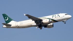 Photo of AP-BLC - Airbus A320-214 operated by PIA Pakistan International Airlines