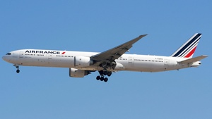 Photo of F-GZNO - Boeing 777-328(ER) operated by Air France