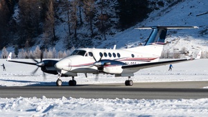 Photo of Beechcraft B200GT Super King Air 250 - Samedan