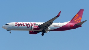 Photo of VT-SYZ - Boeing 737-85R operated by SpiceJet