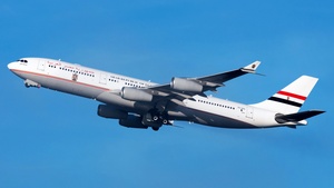 Photo of SU-GGG - Airbus A340-211 operated by Government of Egypt