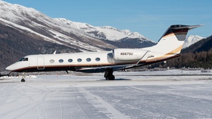 Photo of Gulfstream GIV-X (G450) - Samedan