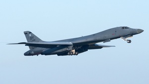 Photo of 85-0088 - Rockwell B-1B Lancer operated by US Air Force
