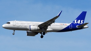 Photo of EI-SIR - Airbus A320-251N operated by SAS Connect