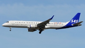Photo of SE-RSU - Embraer ERJ-195LR operated by SAS Link