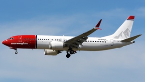 Photo of SE-RTR - Boeing 737 MAX 8 operated by Norwegian Air Sweden