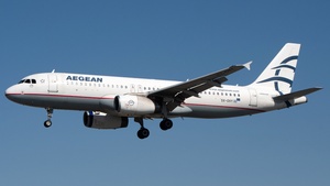 Photo of SX-DVY - Airbus A320-232 operated by Aegean Airlines