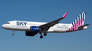 Photo of SX-GNA - Airbus A320-251N operated by Sky Express