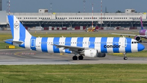 Photo of D-AICI - Airbus A320-212 operated by Condor