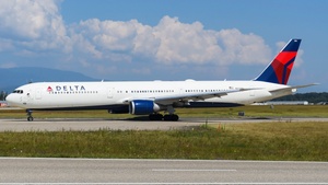 Photo of N842MH - Boeing 767-432(ER) operated by Delta Air Lines