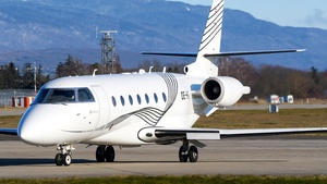 Photo of OE-HTI - Gulfstream G200 operated by Avcon Jet