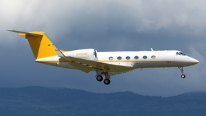 Photo of N450ME - Gulfstream GIV-X (G450) operated by Private