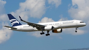 Photo of TF-LLW - Boeing 757-223 operated by Loftleiðir Icelandic