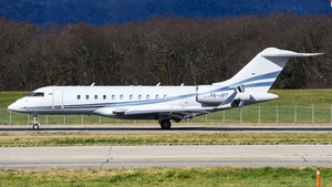 Photo of XA-JGT - Bombardier Global 5000 operated by Transportación Aérea del Mar de Cortés