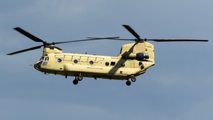 Photo of 13-08436 - Boeing Vertol CH-47F Chinook operated by US Army
