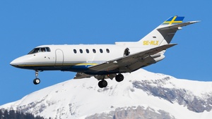 Photo of SE-RLX - Hawker Beechcraft 800XP operated by Grafair Flight Management
