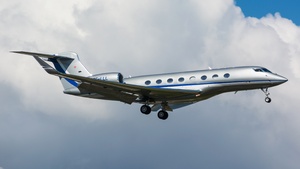 Photo with serial 6353 - Gulfstream G650