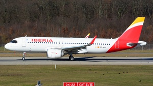 Photo with serial 8221 - Airbus A320-251N