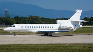 Photo of LX-SHS - Dassault Falcon 8X operated by Luxaviation