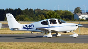 Photo of LX-AIY - Cirrus SR20 G1 operated by Private