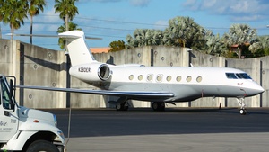Photo of N380ER - Gulfstream G650 operated by AIG American International Group