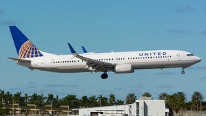 Photo of N68836 - Boeing 737-924(ER) operated by United Airlines