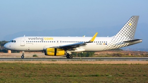 Photo of EC-MBS - Airbus A320-232 operated by Vueling