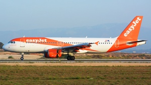 OE-IVX - Airbus A320-214
