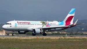 OE-IQD - Airbus A320-214