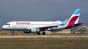 OE-IQB - Airbus A320-214