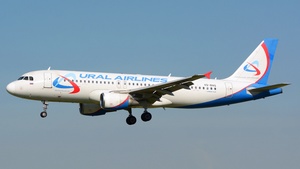 Photo of VQ-BAG - Airbus A320-214 operated by Ural Airlines