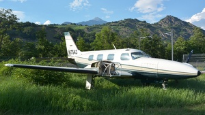 Photo of N57543 - Piper PA-31P-425 Pressurized Navajo operated by Private