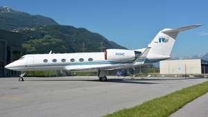 Photo of N5MC - Gulfstream GIV-SP operated by Private