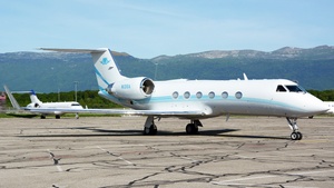 Photo of N13SA - Gulfstream GIV operated by Taughannock Aviation