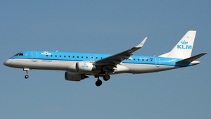 PH-EZI - Embraer ERJ-190STD