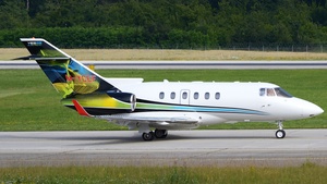 Photo of M-YCEF - Hawker Beechcraft 800XPi operated by Private