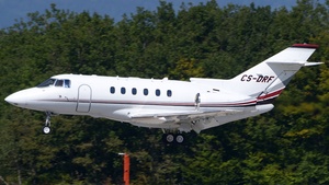 Photo of CS-DRF - Hawker Beechcraft 800XPi operated by NetJets Europe