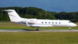 Photo of N903G - Gulfstream GIV-X (G450) operated by GECAS