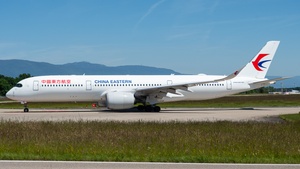 B-329E - Airbus A350-941