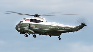 Photo of 159356 - Sikorsky VH-3D Sea King operated by US Marine Corps
