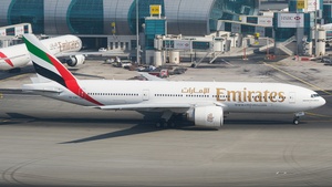 A6-EWG - Boeing 777-21H(LR)