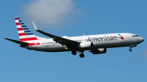 Photo of N981NN - Boeing 737-823 operated by American Airlines