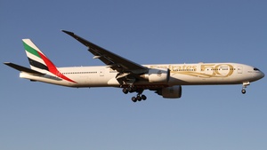 Photo of A6-EQM - Boeing 777-31H(ER) operated by Emirates