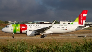 Photo of CS-TNU - Airbus A320-214 operated by TAP Air Portugal