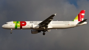 Photo of CS-TJE - Airbus A321-211 operated by TAP Air Portugal