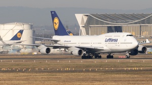 Photo of D-ABVW - Boeing 747-430 operated by Lufthansa