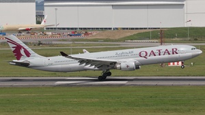 Photo of A7-AEF - Airbus A330-302 operated by Qatar Airways