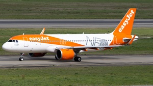 Photo of G-UZLX - Airbus A320-251N operated by easyJet